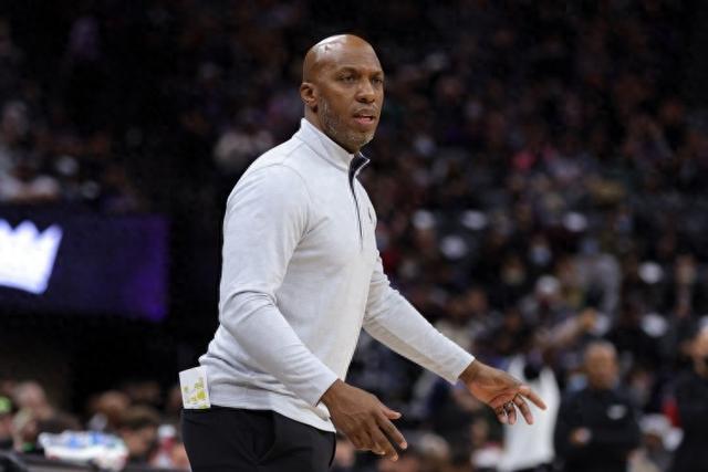 欧文神仙球绝杀独行侠险胜掘金 魔术大胜猛龙